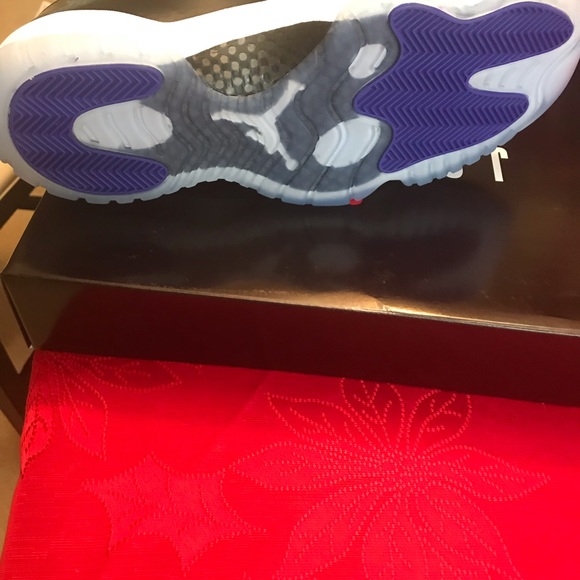 Brand New Concord 11’s - Picture 8 of 8